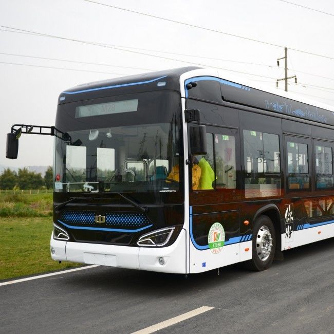 12 M Чистый электрический автобус EV Bus с 46 местами 350,07 кВтч батарея и воздушная подвеска