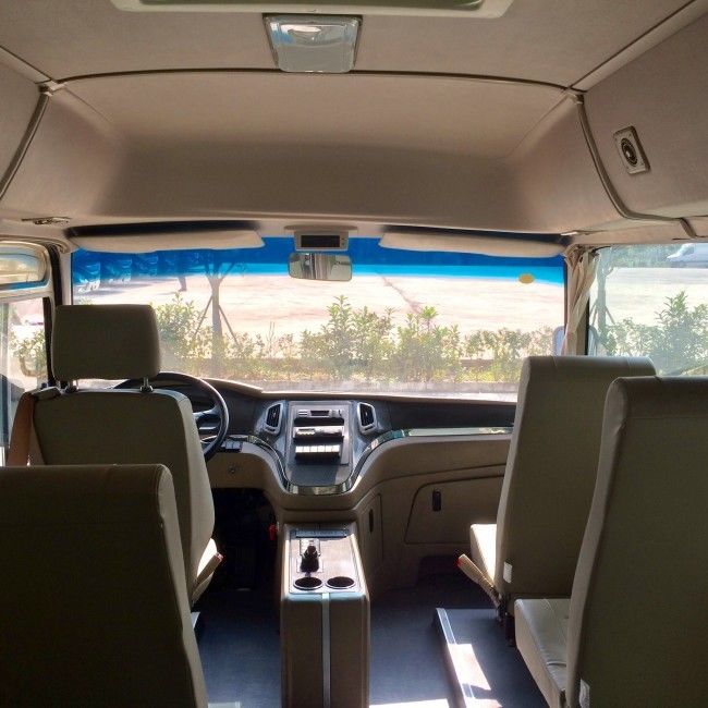 18 местный электрический автобус с 200 км дальностью и батареей 89,7 кВтч для общественного транспорта