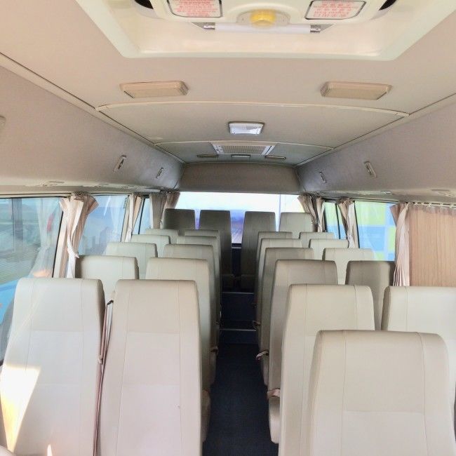 18 местный электрический автобус с 200 км дальностью и батареей 89,7 кВтч для общественного транспорта