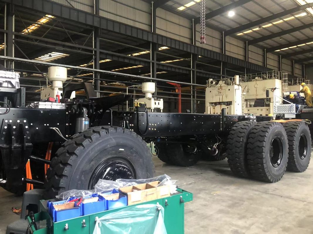 110-тонный электрический карьерный самосвал с аккумулятором LFP емкостью 528 кВтч для автономной транспортировки с нулевым уровнем выбросов