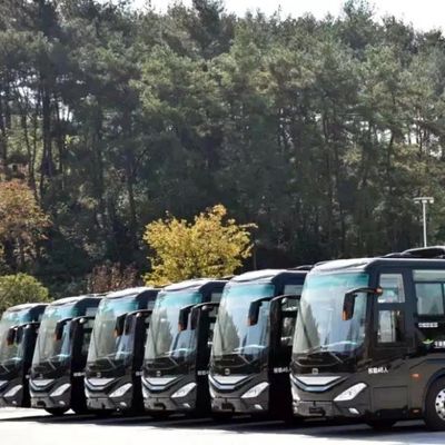 двигателя Yuchai силы 11M тренеры дизельного роскошные 45 мест